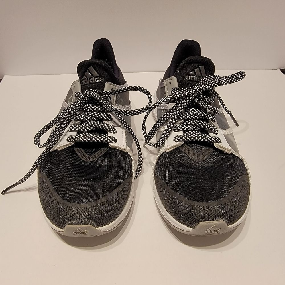 Womens Adidas Gymbreaker Bounce Shoes size 6 - Picture 2 of 6